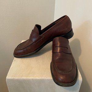 Prada \\ Classic Brown Loafer